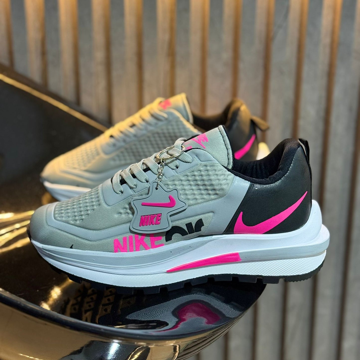 Nike Air Llavero - Dama
