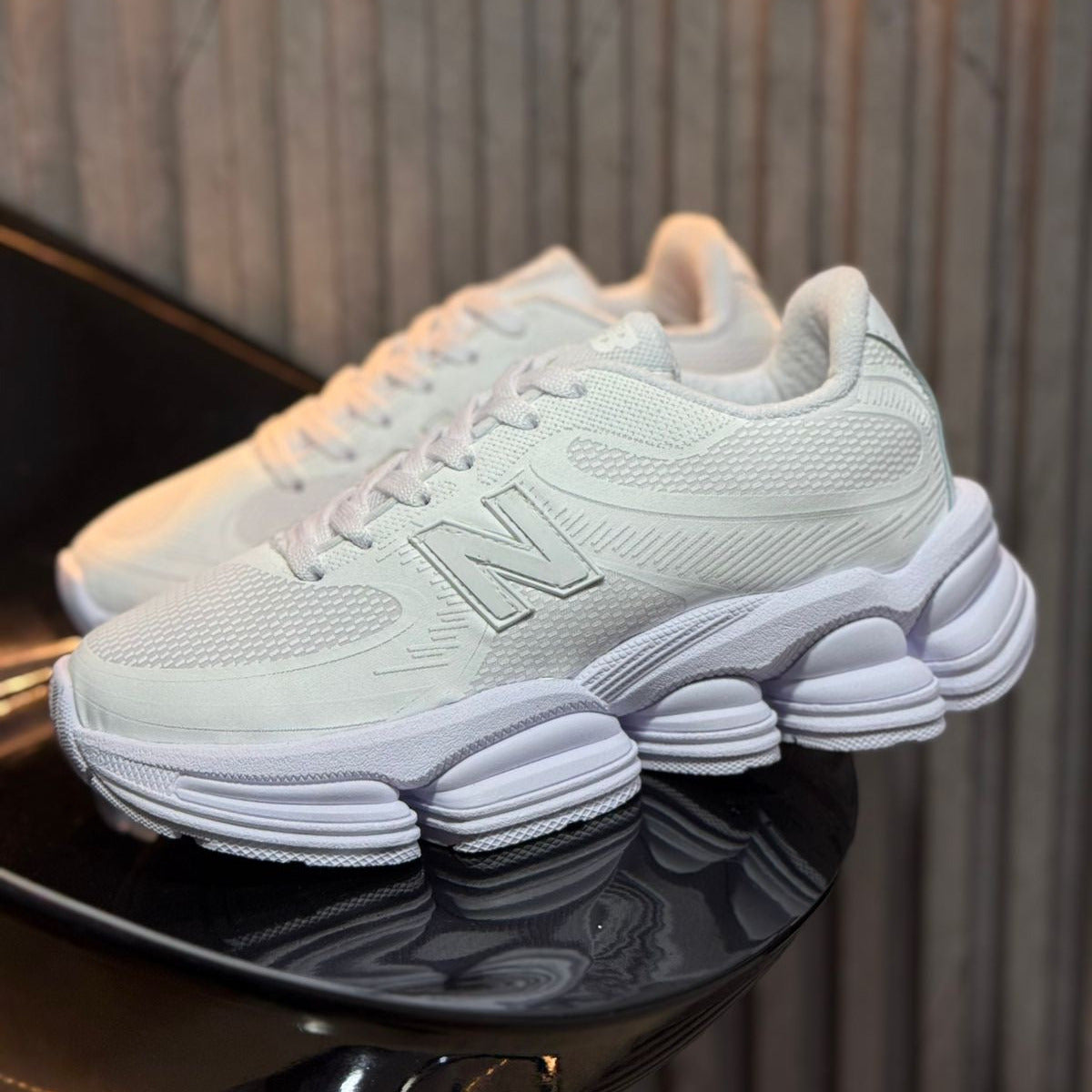New Balance 2000