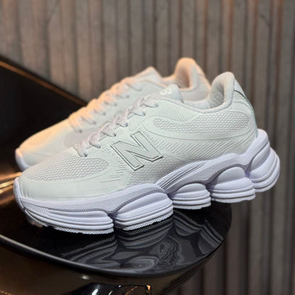 New Balance 2000