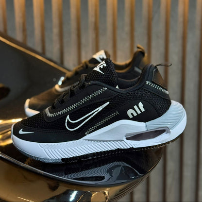 Nike Camara