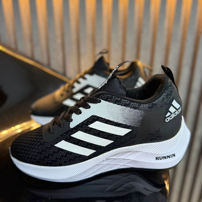 Adidas Trainer